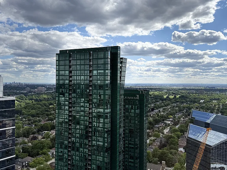 5 Sheppard Ave E #3918 — Photo 8
