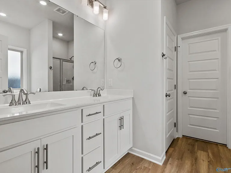 209 Allegro Cir — Photo 15