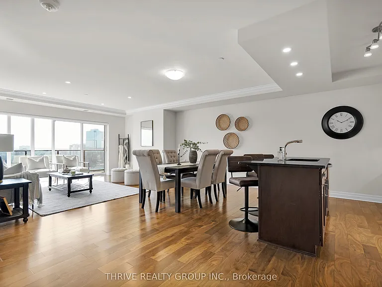 505 Talbot St #2104 — Photo 4