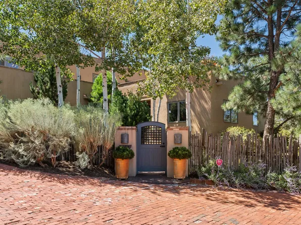 1114 Camino San Acacio, Santa Fe, NM 87505