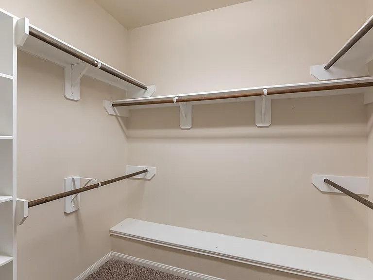 13302 Hidden Valley Dr — Photo 28