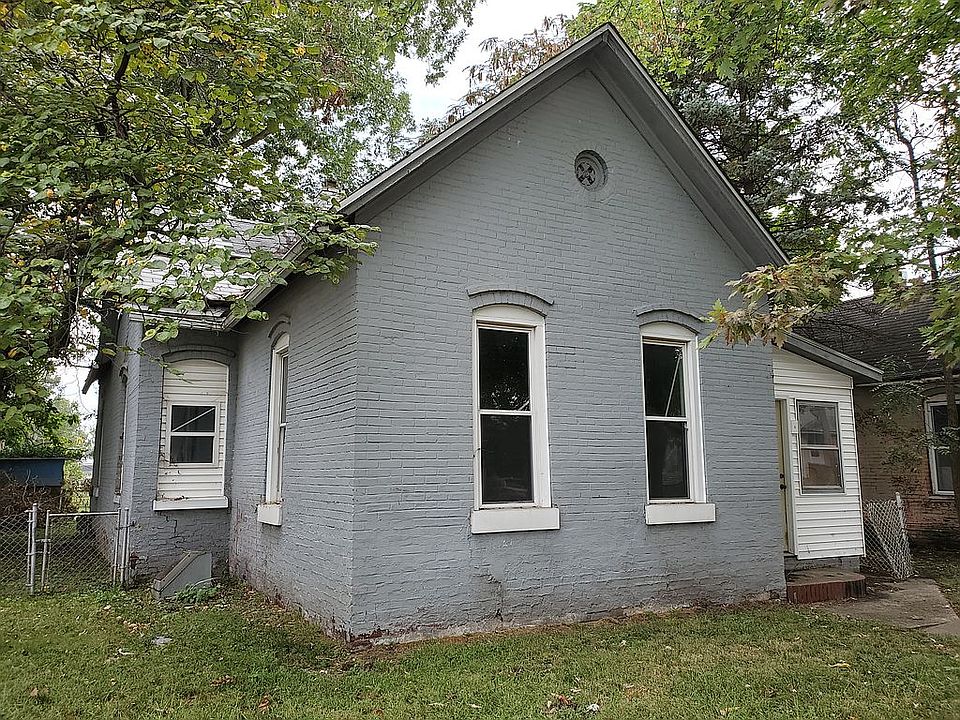 1st image of 418 N 15th St
