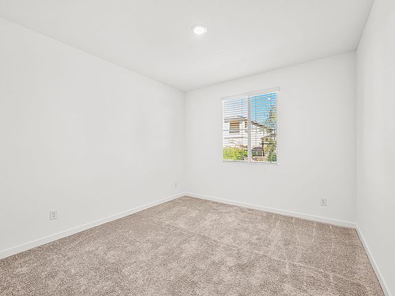 4 web or mls 129 Preston Terrace 4