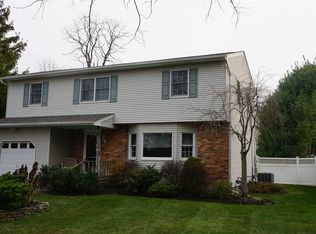 66 Copperbeech Rd, Saint James, NY 11780