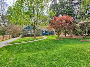 2528 Robinhood Rd, Winston Salem, NC 27106