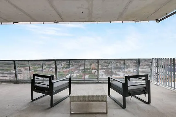 Rented by EXR | media 19