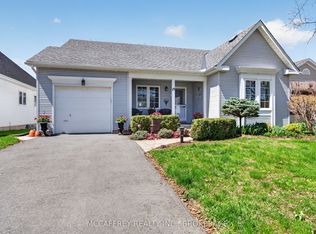 15 Abbey Dawn Dr, Loyalist, ON K0H 1G0