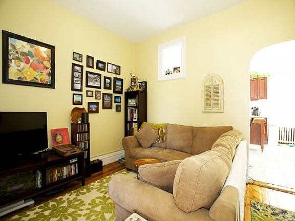 4th image of 307 7th St #3