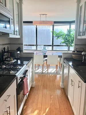 Rented by Corcoran | media 8