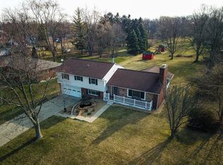 8168 Lakeshore Dr, West Chester, OH 45069