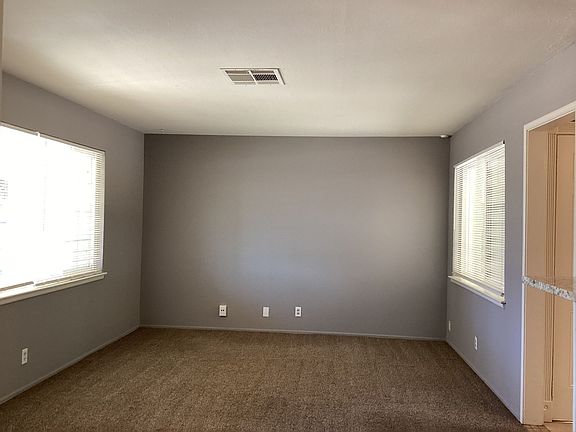 3rd image of 4143 N Warren Ave
