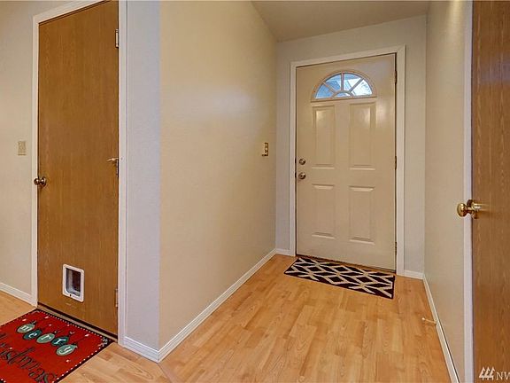 3rd image of 14907 18th Avenue Ct E