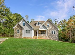 3237 Oak Ridge Cir, Lincolnton, NC 28092