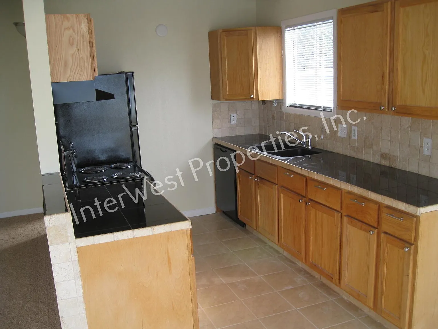 1 bed, 830 sqft, $1,675 — Photo 4