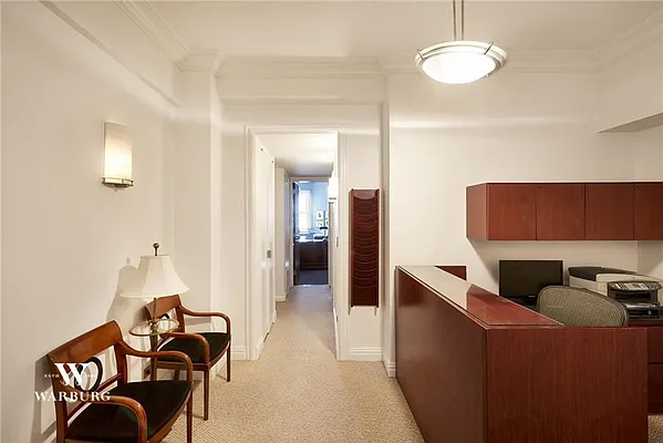 Sold by Warburg | media 1