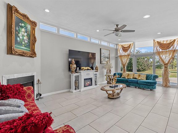 3rd image of 4914 Goose Creek Drive