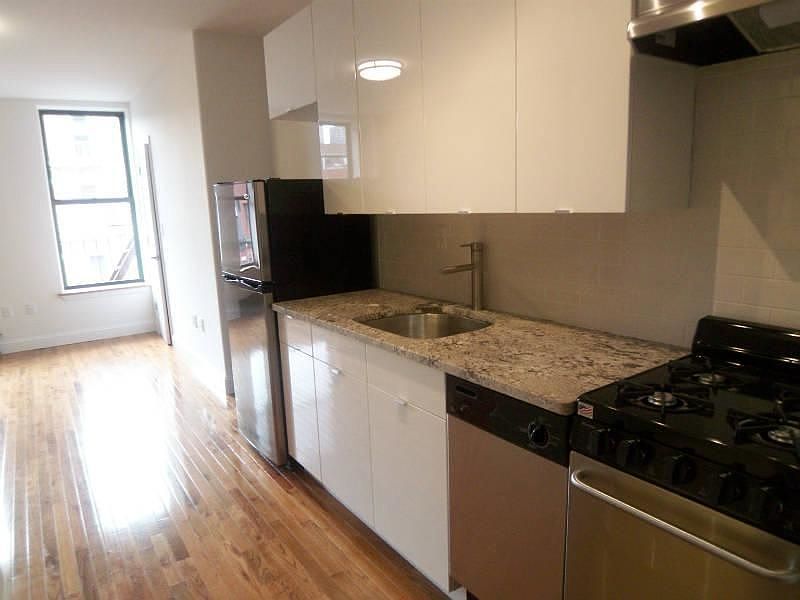 1st image of 41 Carmine St APT 11