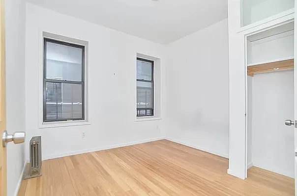 Rented by Compass | media 22