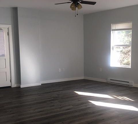 Open concept living room / kitchen