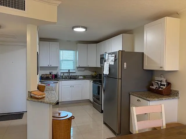 740 E Ocean Ave #407 — Photo 6