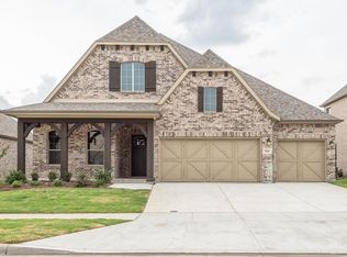 816 Dusty Trl, Aubrey, TX 76227