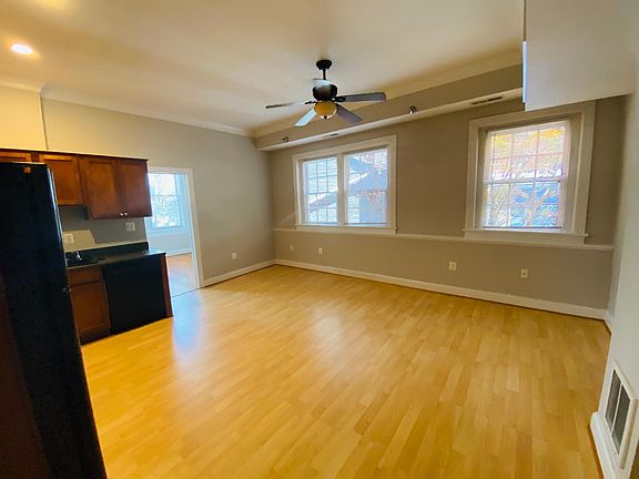 3rd image of 9 N 3rd St Unit 2E