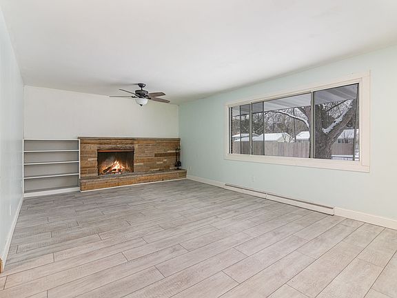 2nd image of 307 Norfolk St #307