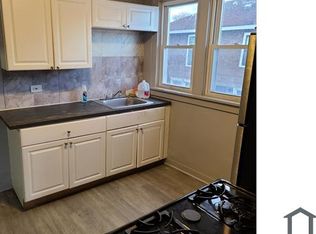1241 N Ashland Ave, Chicago, IL 60622