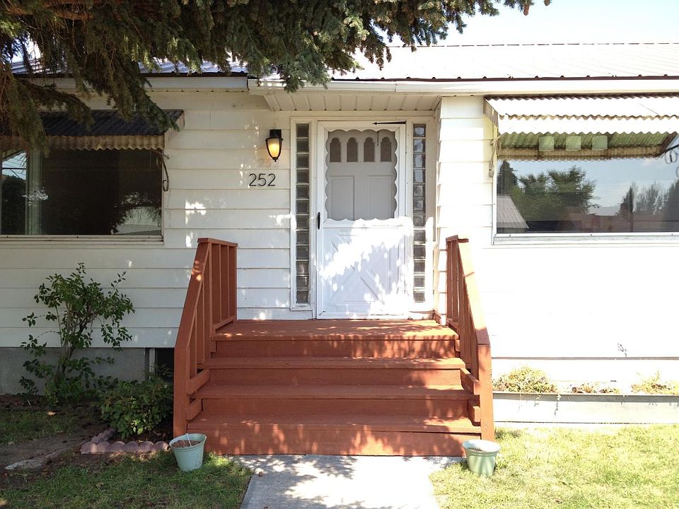 Main entrance.