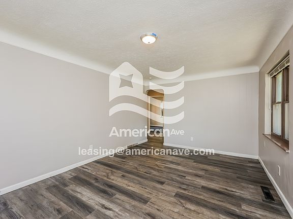 4-Living Room