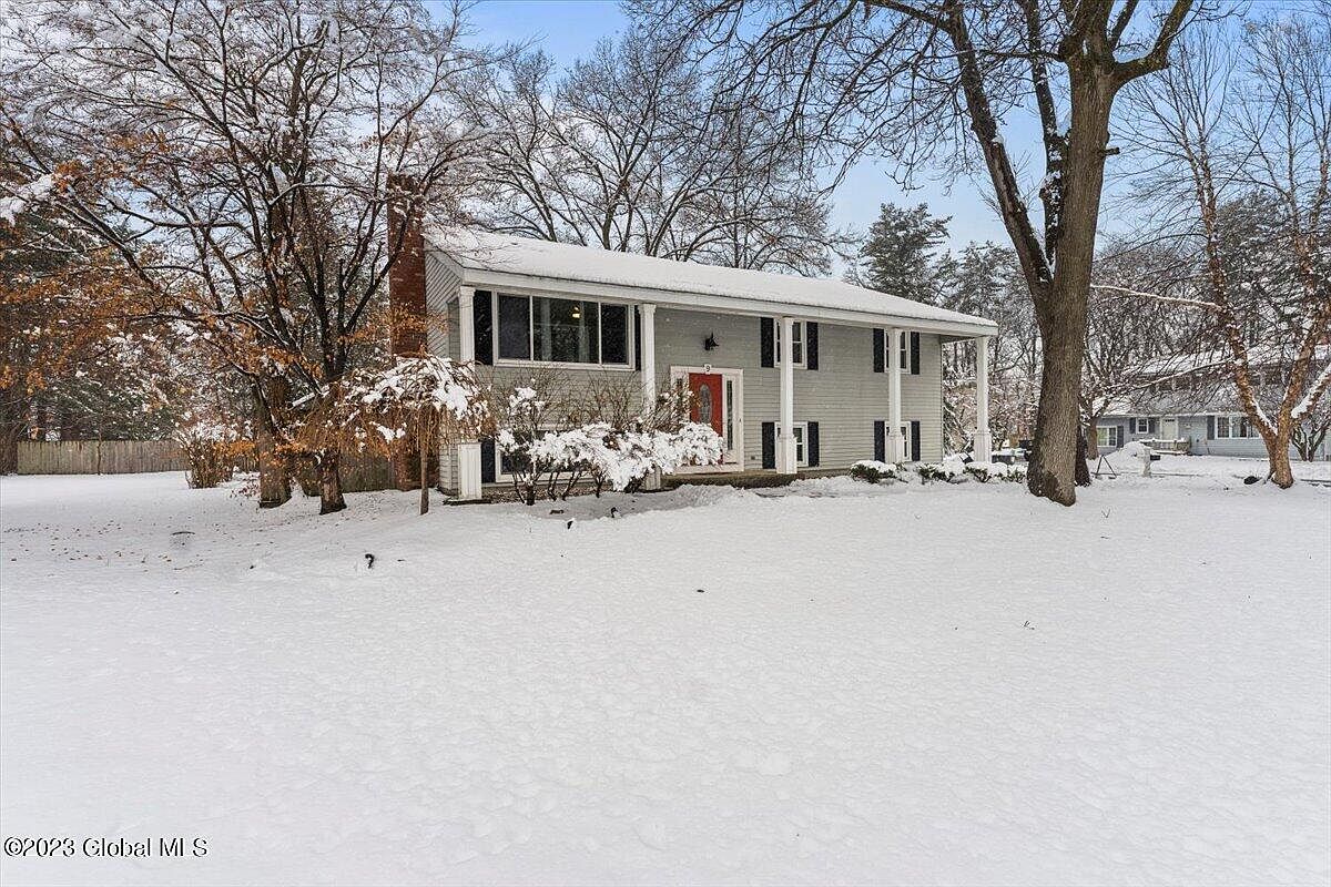 9 Farnam Place, Colonie, NY 12205 Zillow