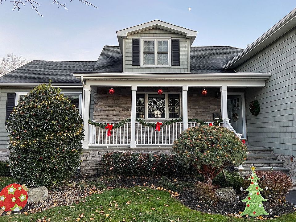 1st image of 233 Division Ave