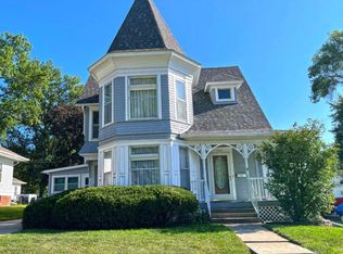 204 W Thomas Ave, Shenandoah, IA 51601