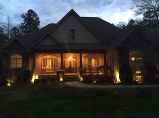6013 Ravine Dr, Waxhaw, NC 28173