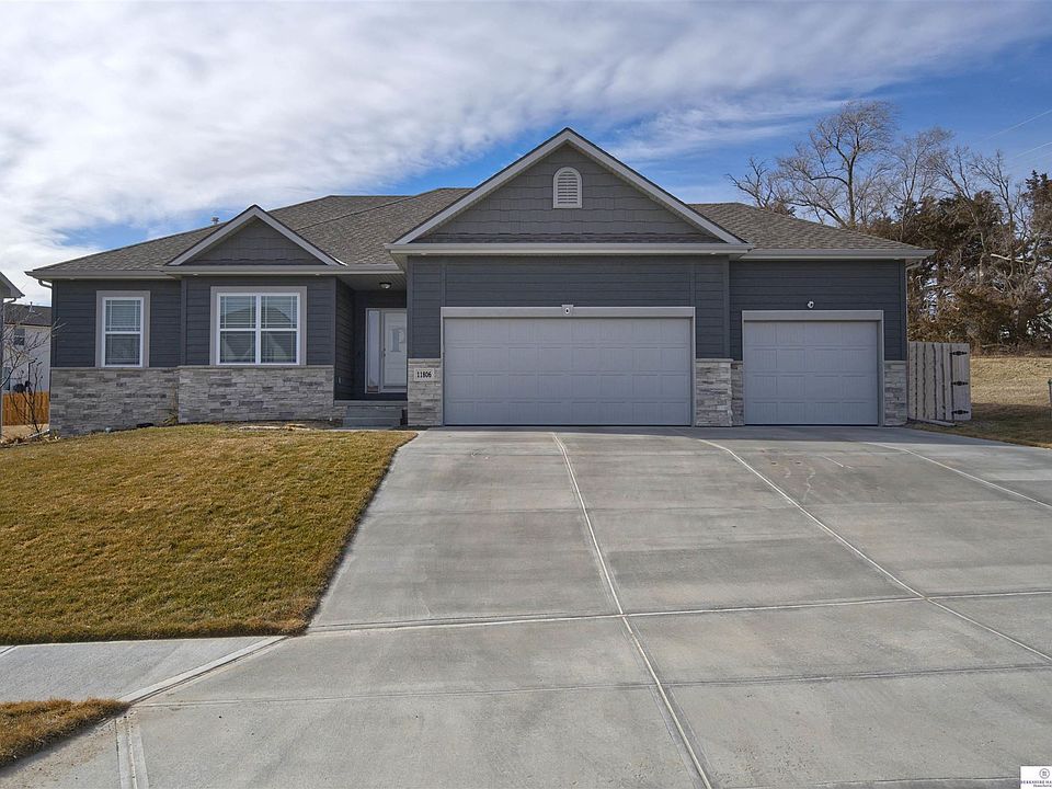 1st image of 11806 S 110th Ave