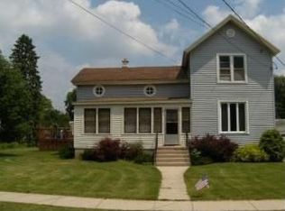 224 S Walnut St, Mayville, WI 53050