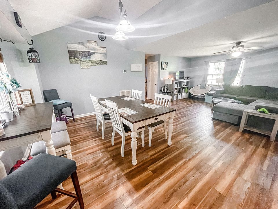 1st image of 51 Beck Ln