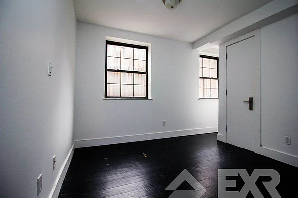 Rented by EXR | media 6