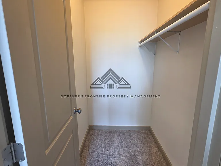 1410 S College Ave — Photo 13