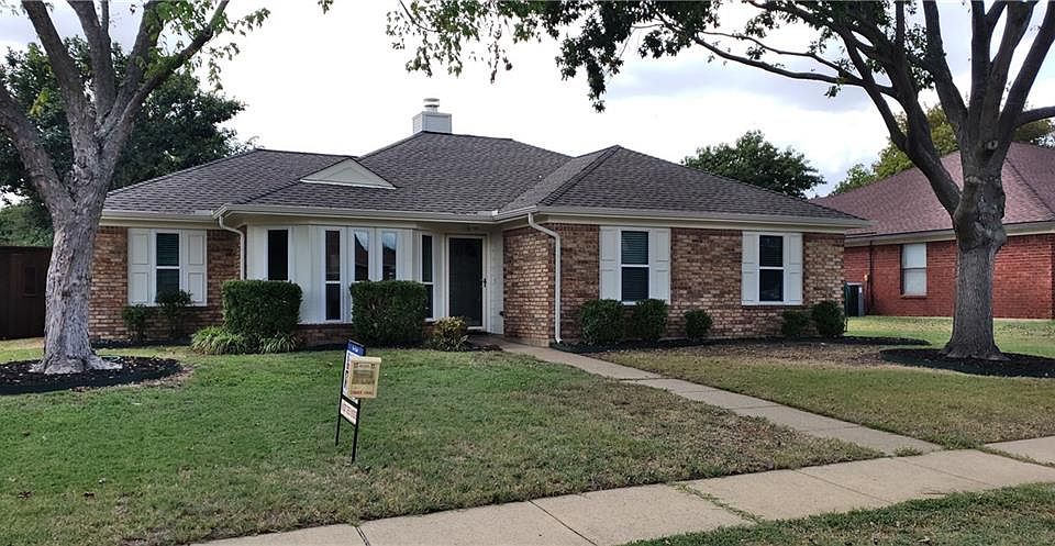 1st image of 402 Nandina Dr