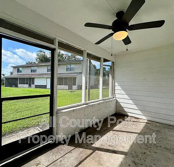 1415 Ridge Lake Ct — Photo 21