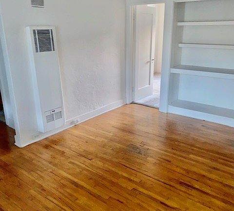 5th image of 1519 Bath St APT A