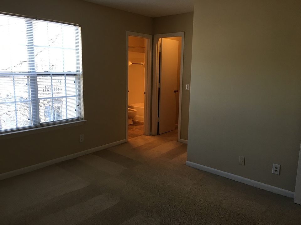2nd image of 111 Paces Brook Ave #1132