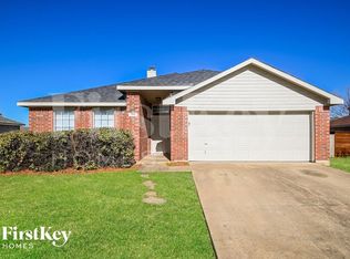 204 Windsor Dr, Forney, TX 75126