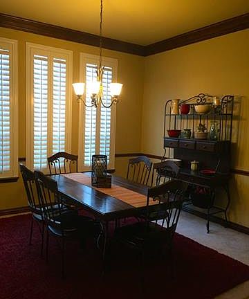 2nd image of 1905 Woodhill Dr
