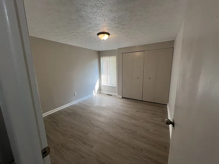 9412 Mount Auburn Ave #1-12 — Photo 7