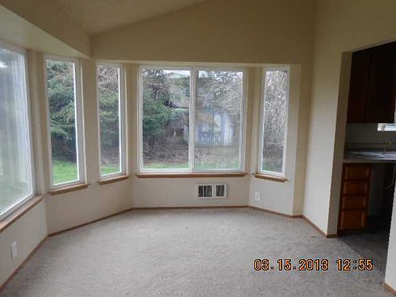 4th image of 4914 219th Street Ct E