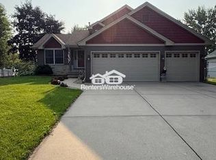 7152 Snow Owl Ln, Lino Lakes, MN 55014