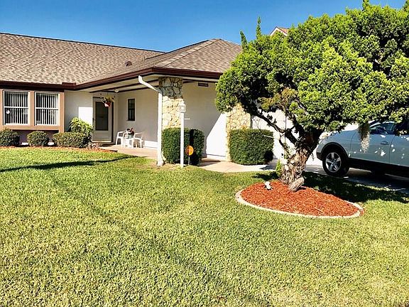 3rd image of 49 Cottonwood Ct