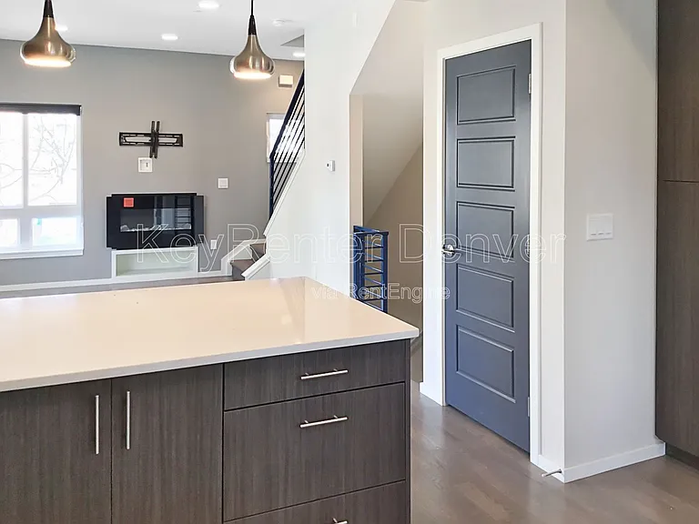2725 W 25th Ave #8 — Photo 6